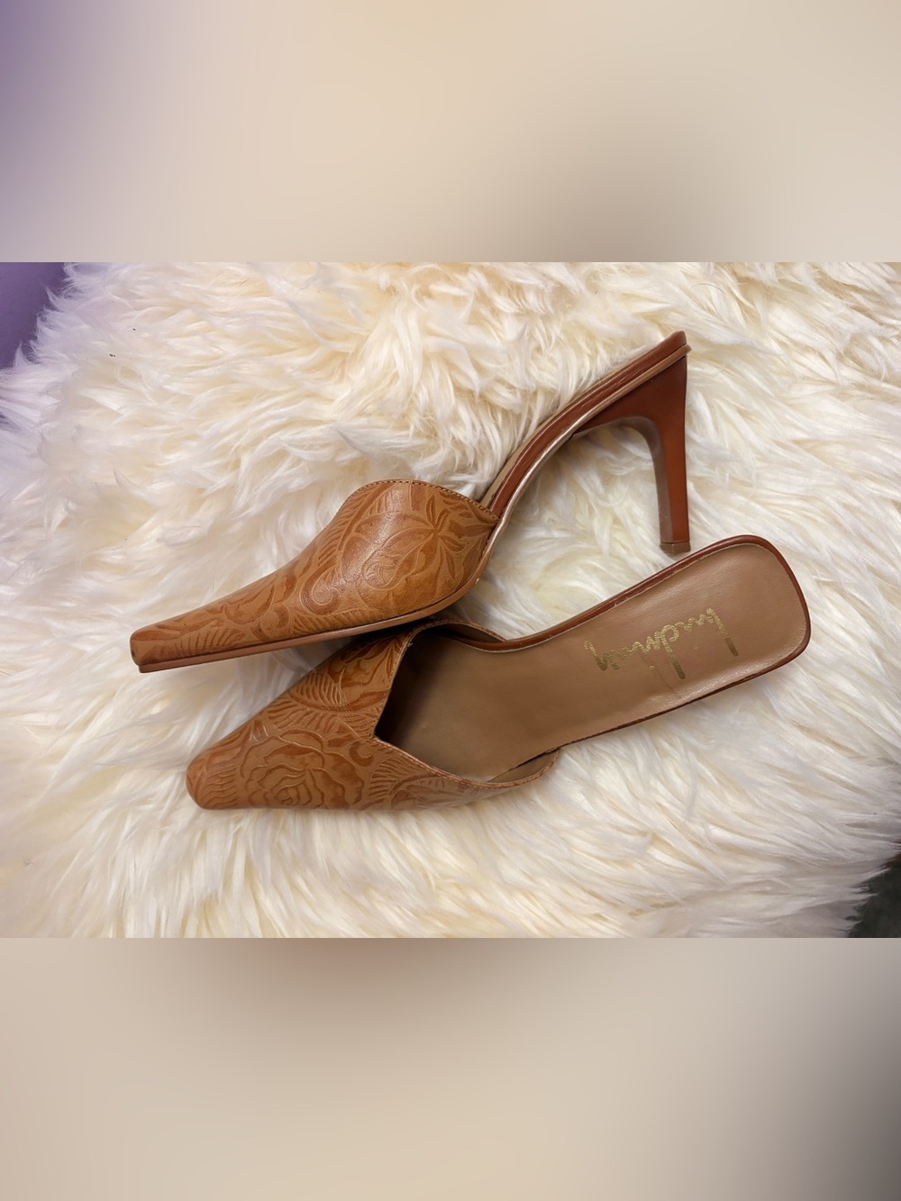 Women's Tan Embossed Leather Pointed-Toe Mules